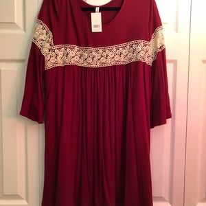 Maroon tunic with lace design